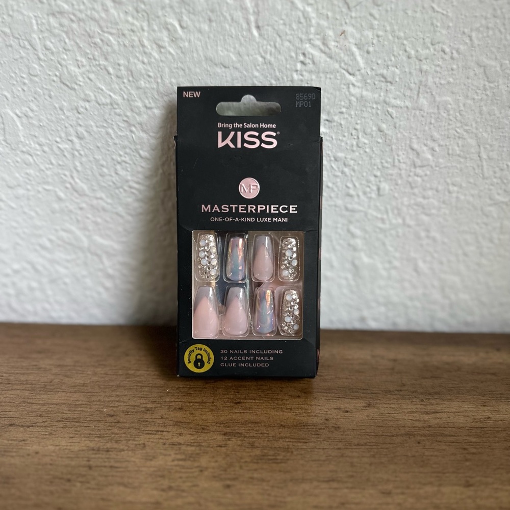 Kiss masterpiece nails